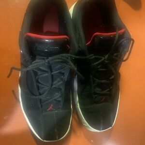 Jordan Men's Sneakers in Black and Red